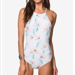 One piece bird of paradise design